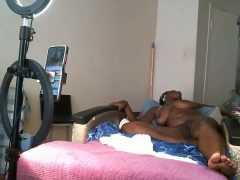 Buổi Livestream Đầy Tinh Trùng Thơm Ngon