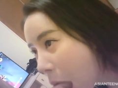 Địch Lệ Nhiệt Ba bú cu cho bạn trai bị lộ ra ngoài