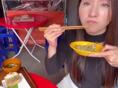 Vẻ Đẹp Này Khiến Anh Chỉ Muốn Đè Ra Mà Hiếp