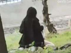 Rủ Bạn Trai Ra Công Viên Công Cộng Địt Cho Đã