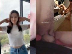 Gái Xinh Dâm Yêu Một Mình Cân 3 Anh Trên Giường