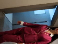 Hàng Của Chồng Quá Nhỏ Nên Em Phải Tìm Hàng To