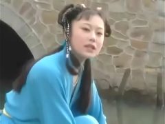 Thua Nên Em Phải Đưa Lồn Cho Anh Chơi