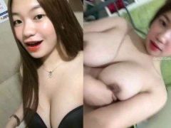 Clip Sex Jassminerusca Tự Sướng Cặp Vú Siêu To Khổng Lồ