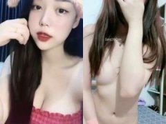 Clip Sex Hoài Ngọc Khoe Cặp Vú Bự Cực To Tròn