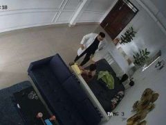 Bệnh Nhân Cùng Với Nha Sĩ Chơi Nhau Ngay Trong Phòng Bệnh